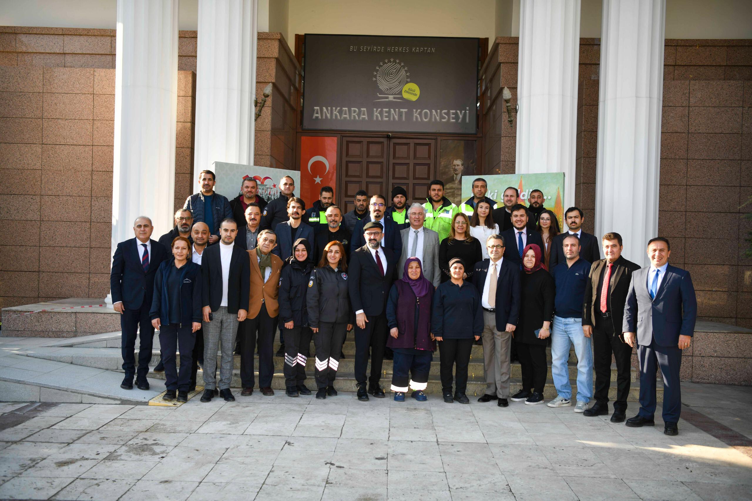 Ankara Kent Konseyi Başkanı Halil İbrahim Yılmaz'dan yeni yıl mesajı!