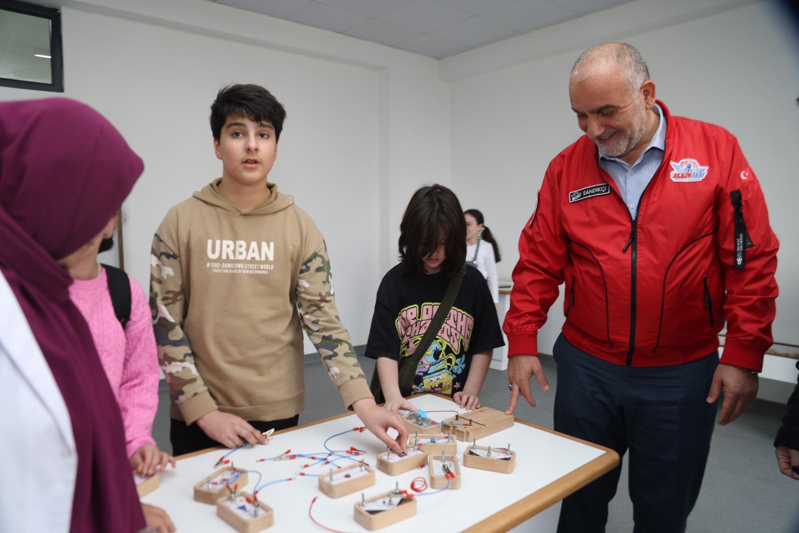 Canik’te yarıyıl tatili bilimle şenlendi