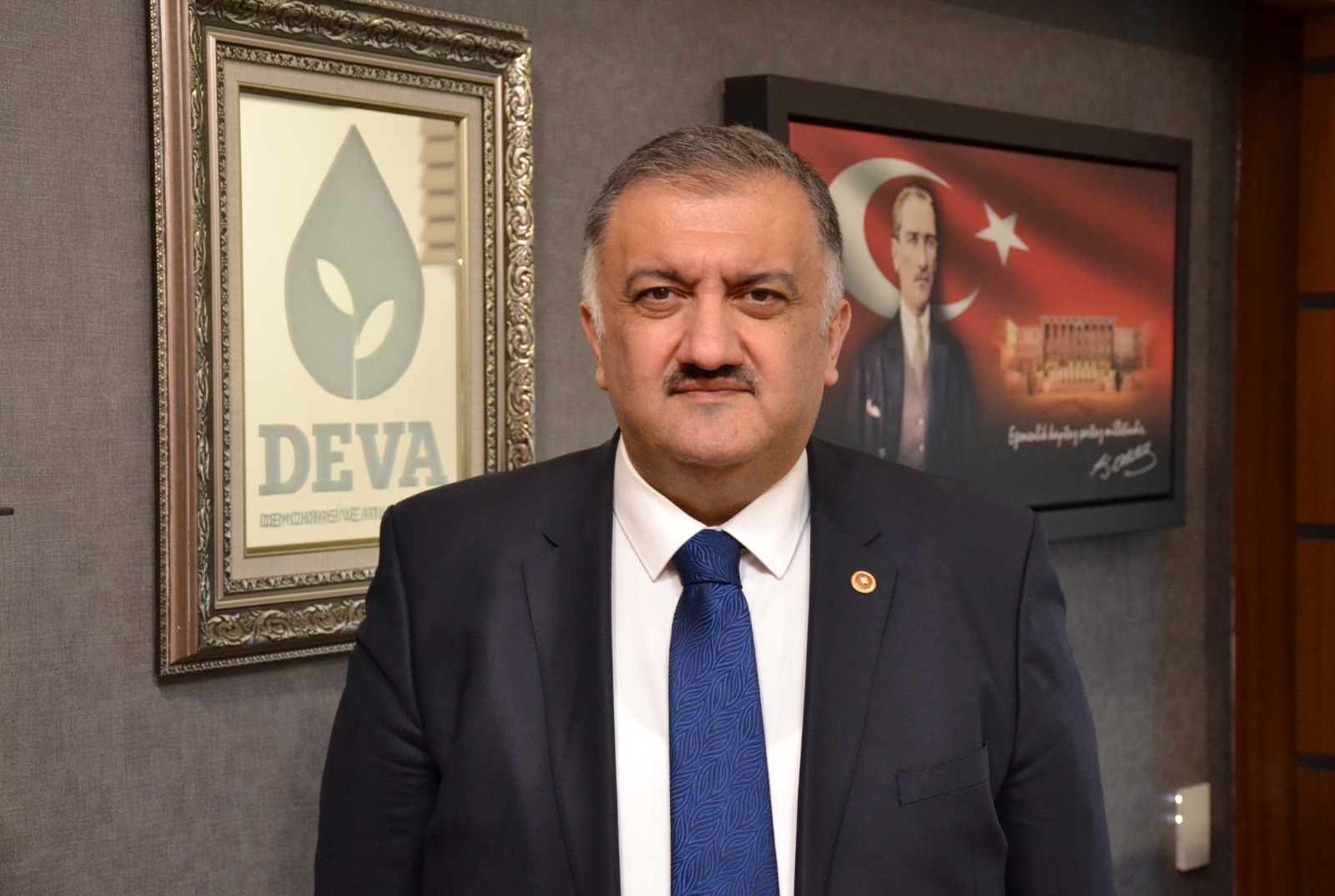 DEVA Partili Karal: Dualarımız, tüm dünyada savaşların ve adaletsizliklerin son bulması için