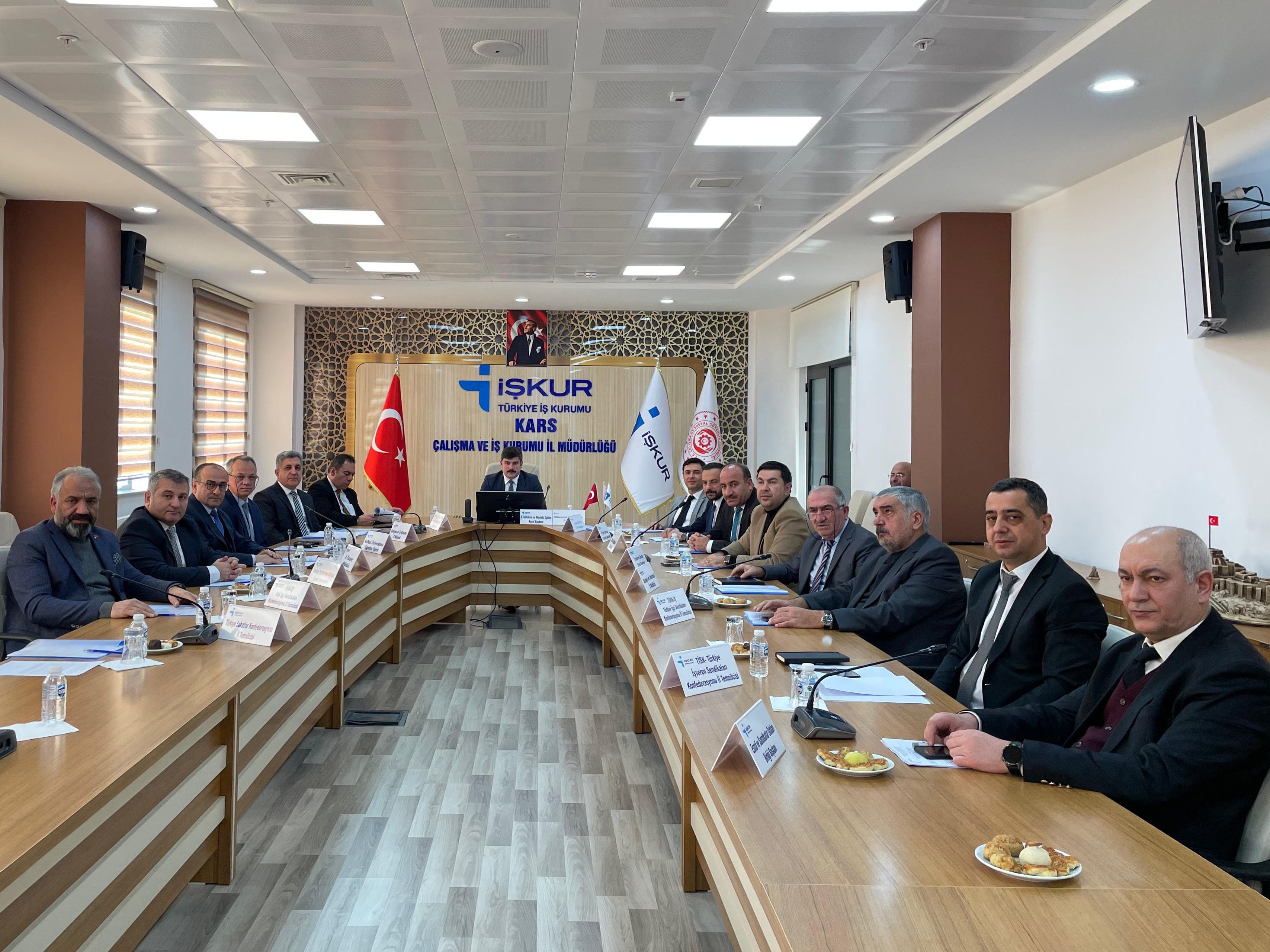 Kars'ta Mesleki Eğitim ve İstihdam Toplantısı yapıldı