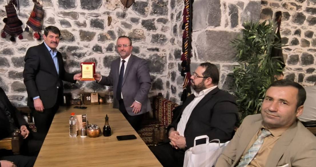 Kars Müftülükten emekli personele belge ve plaket verildi