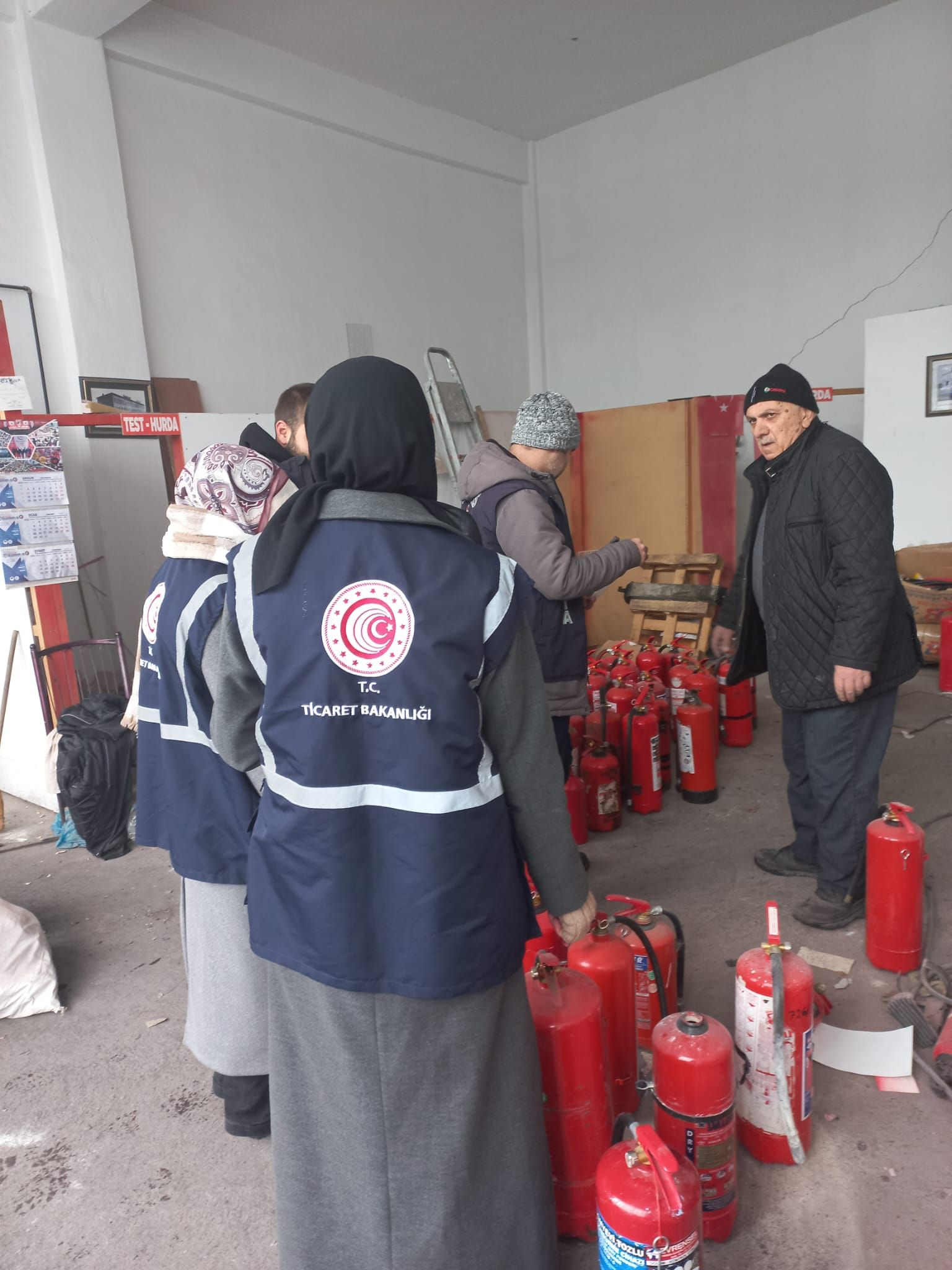 Kars'ta yangın tüpü satan işletmeler denetlendi