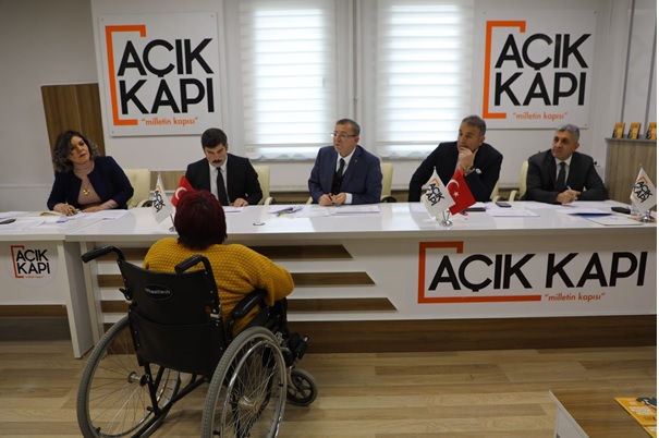 Kars'ta “Milletin Kapısı”ndan 6 bin başvurudan yüzde 99'u sonuçlandı