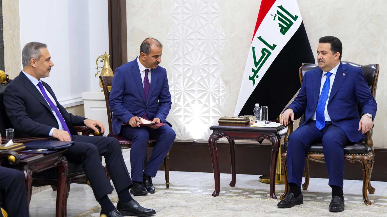 Dışişleri Bakanı Hakan Fidan, Irak Başbakanı Sudani ile görüştü
