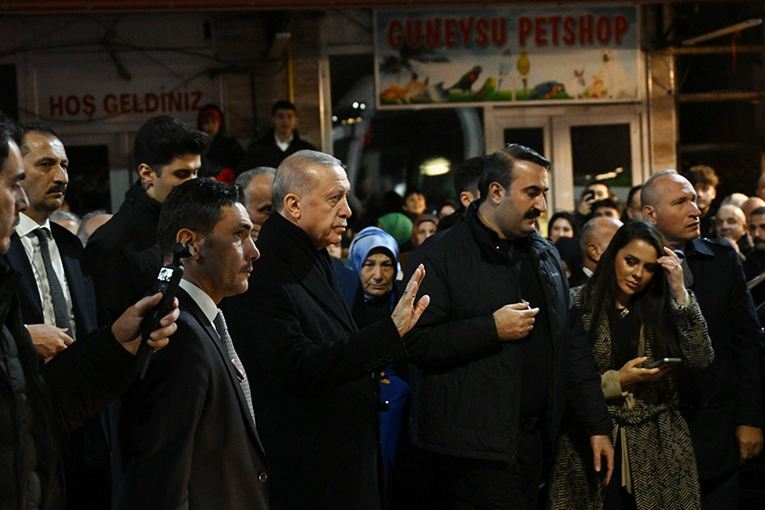 Erdoğan, baba ocağı Rize Güneysu'da hasret giderdi
