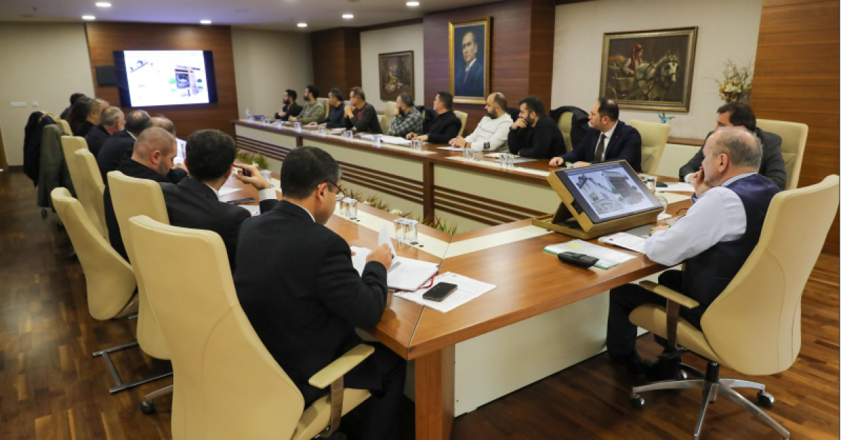 Düzce'de Kızılay Meydanı yenileme projeleri değerlendirildi