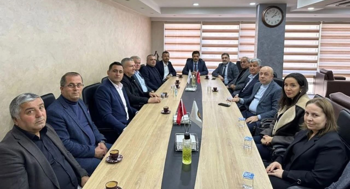 AK Parti ve CHP aynı masada