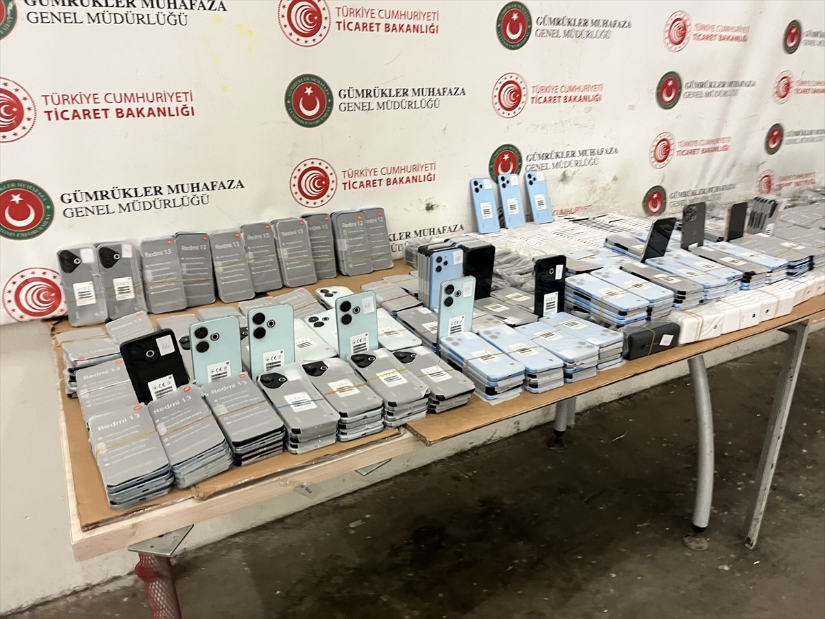Kapıkule'de kaçak telefon sevkiyatı engellendi