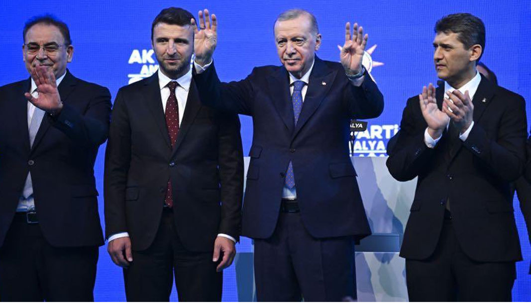 AK Parti Antalya İl Başkanı Ali Çetin'in yeni yönetimi belli oldu