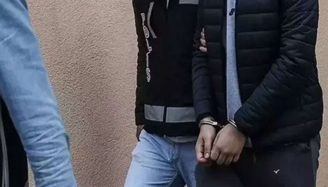 Burdur'da hastaneden kaçan mahkum köfte yerken yakalandı