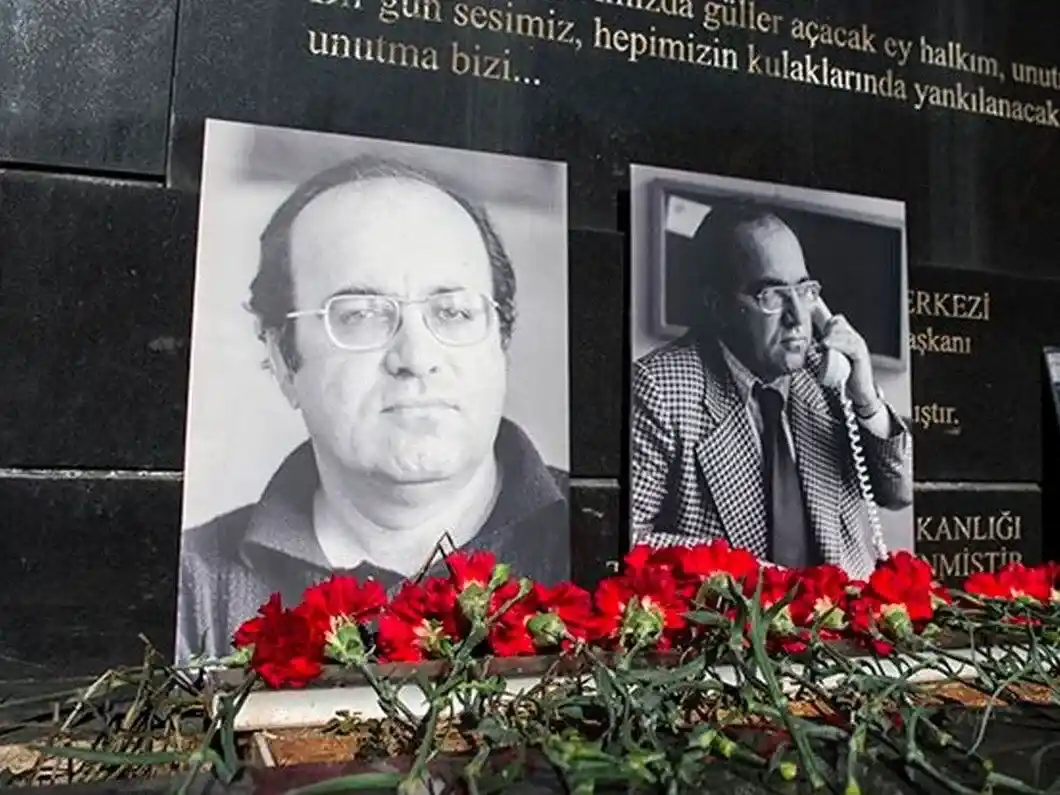 Usta gazeteci Uğur Mumcu'nun suikastının üzerinden 32 yıl geçti