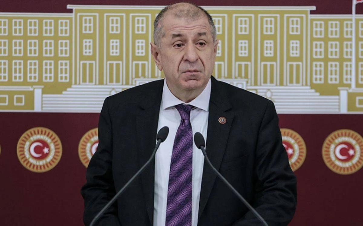 Ümit Özdağ hakkında “Cumhurbaşkanına hakaret” davasında beraat kararı