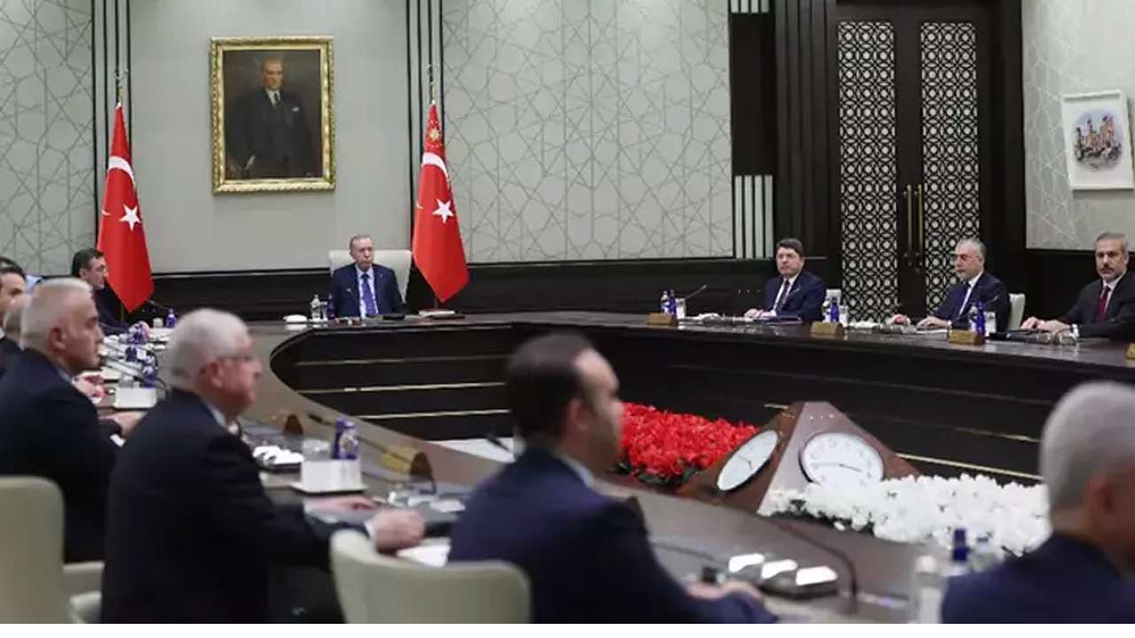 Cumhurbaşkanlığı kabinesi Beştepe’de toplandı