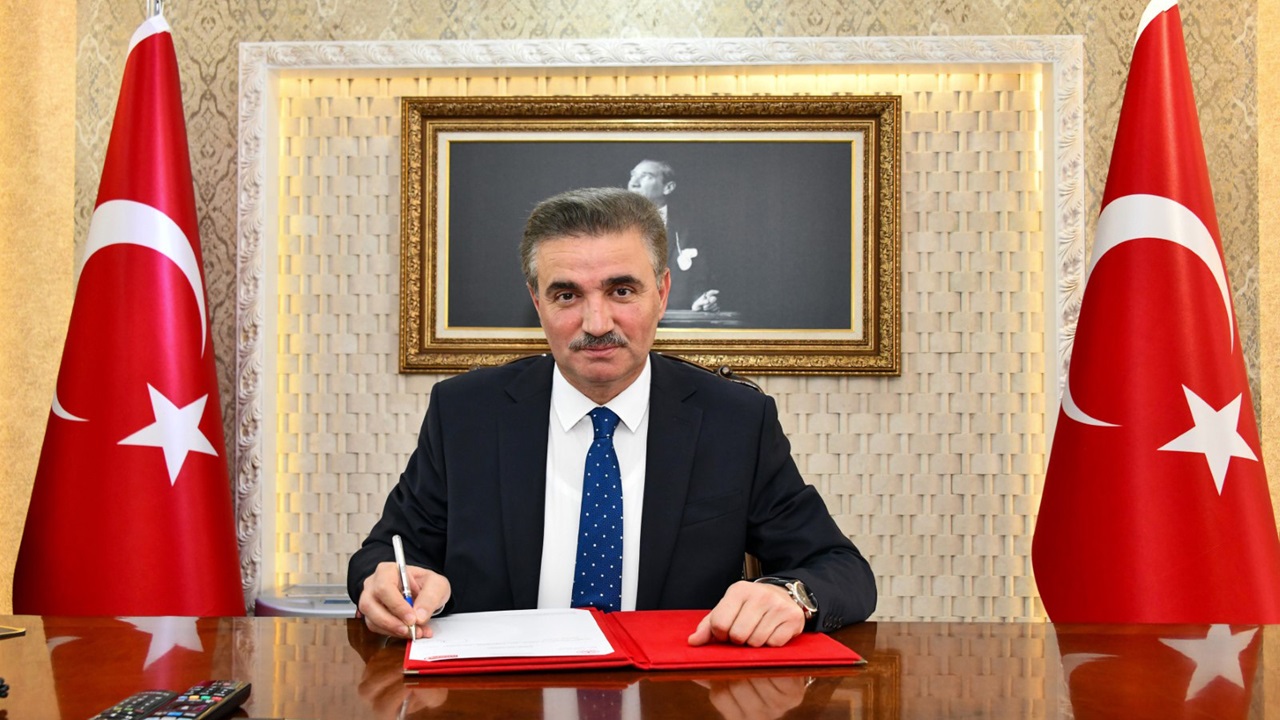 Vali Baruş'dan Gümüşhane'nin Kurtuluşu'na mesaj