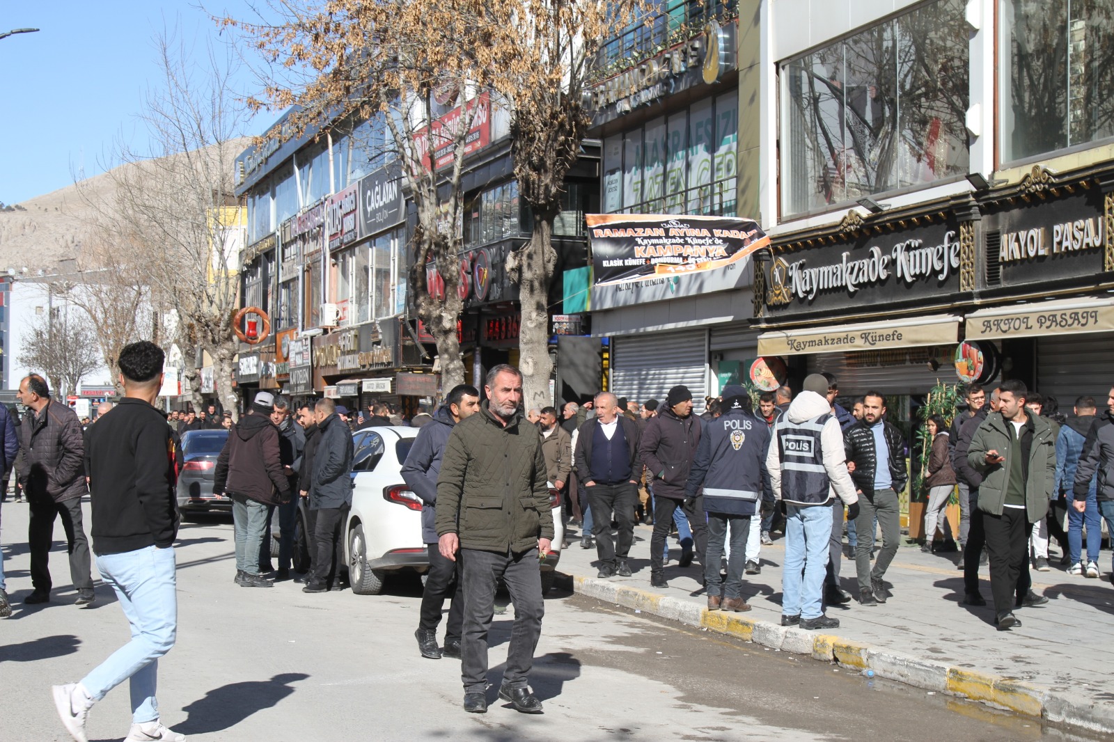 Van’da dün ne oldu? Kayyum ataması sonrası gelişmeler