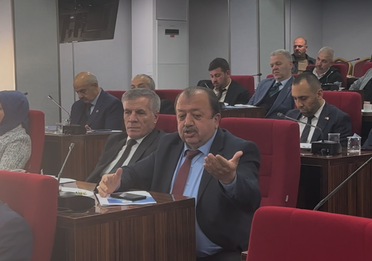 Isparta Belediye Meclisinde tansiyon yükseldi