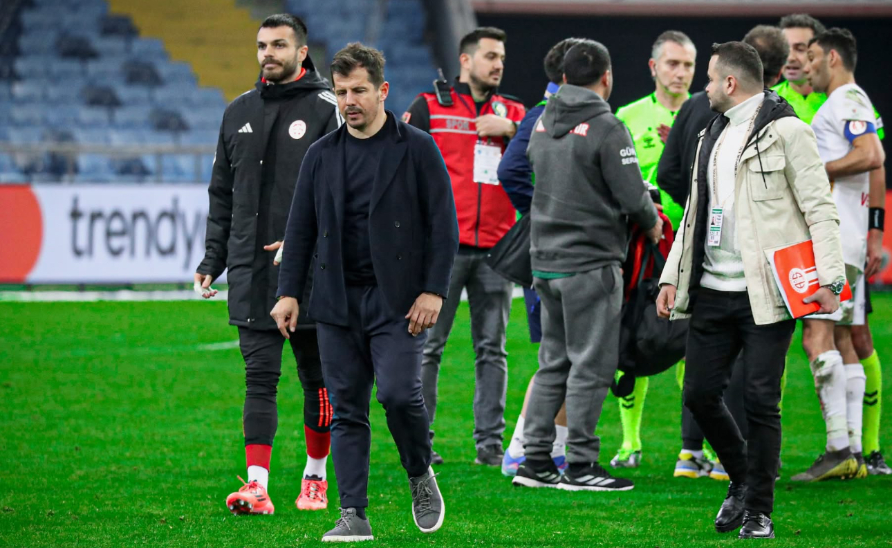 Emre Belözoğlu'dan yabancı hakem açıklaması