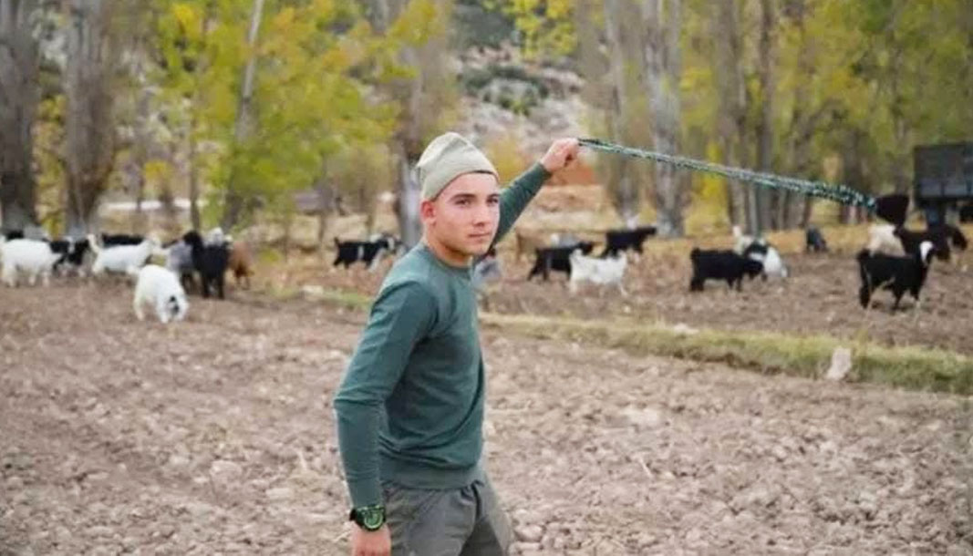 Elmalı'da keçi çobanlığı yapan yörük çocuğu Bocce Milli Takımı'na seçildi