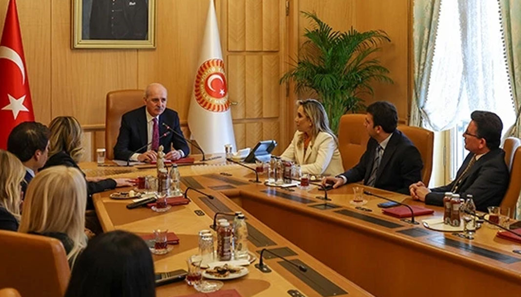 TBMM Başkanı Kurtulmuş, Antalyalıları kabul etti