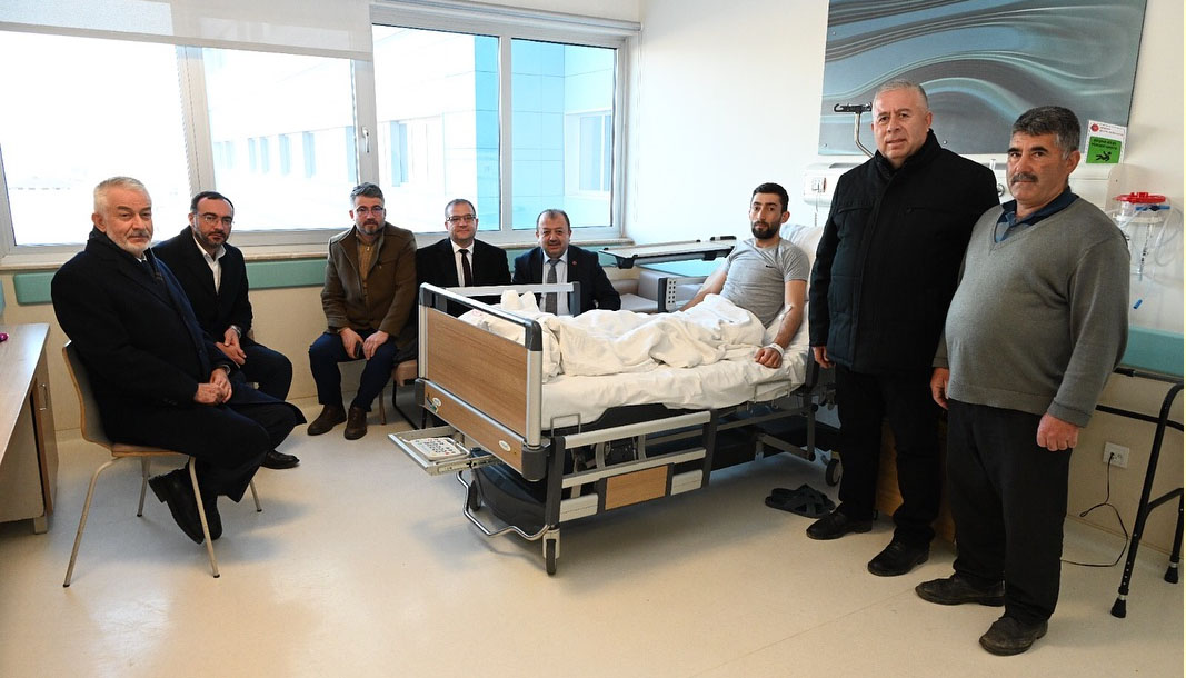 Şükrü Başdeğirmen, Şehir Hastanesi ziyareti yaptı