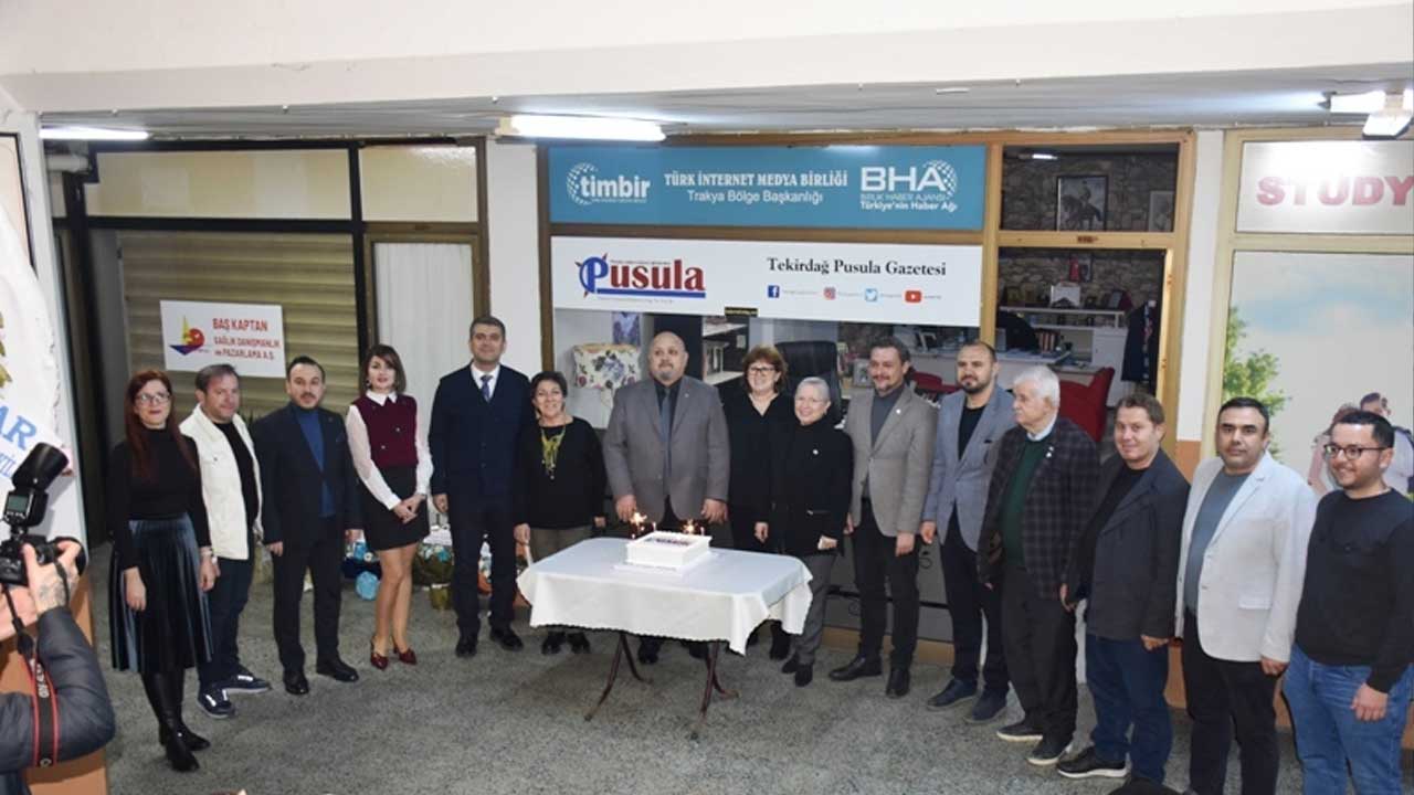 TİMBİR üyesi Tekirdağ Pusula Gazetesi 22. yılını kutladı