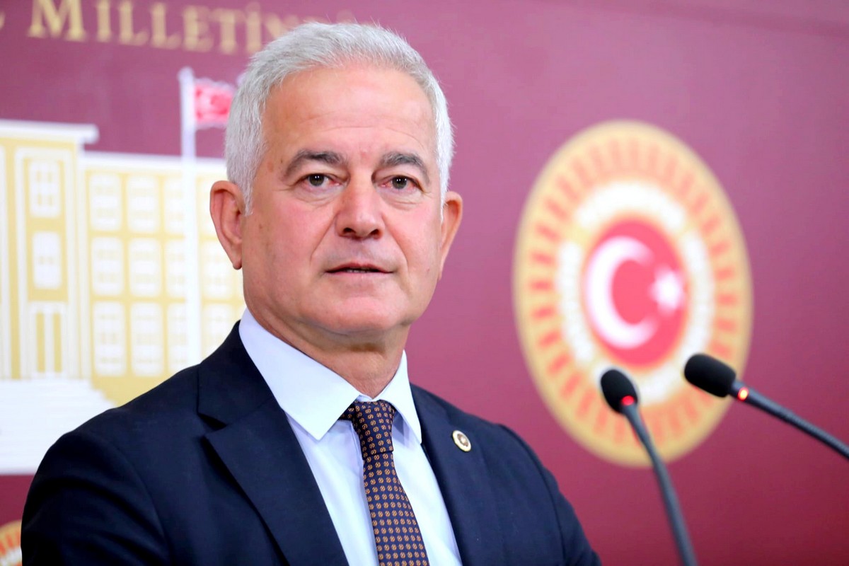CHP’li Güneşhan: Sanatı yasaklamak halkı susturmaktır