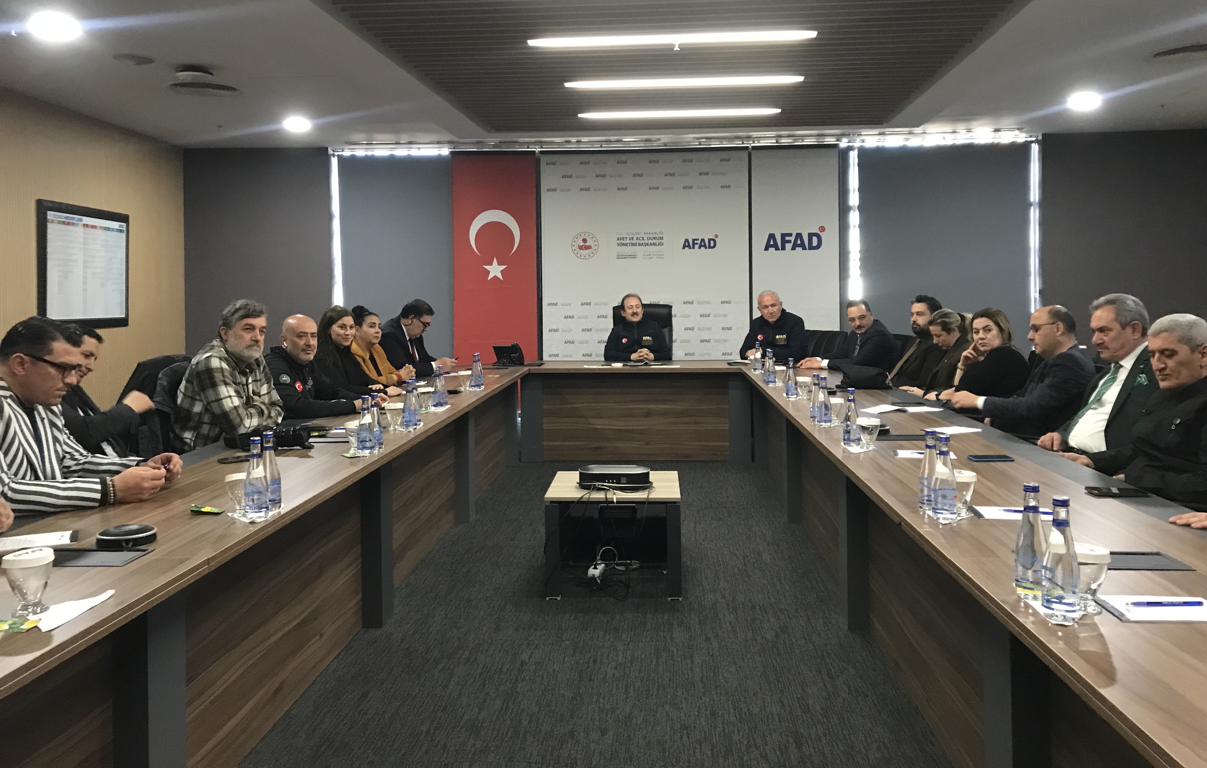 TİMBİR heyeti AFAD'da; AFAD Başkanı Pehlivan: Ege'de depremler azaldı