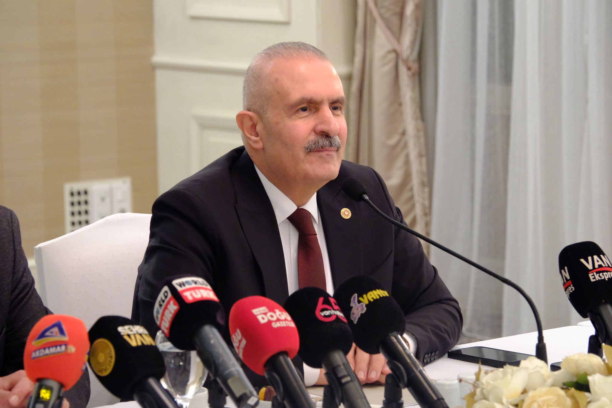 AK Parti Van Milletvekili Kayatürk, önemli projelerin müjdesini verdi!