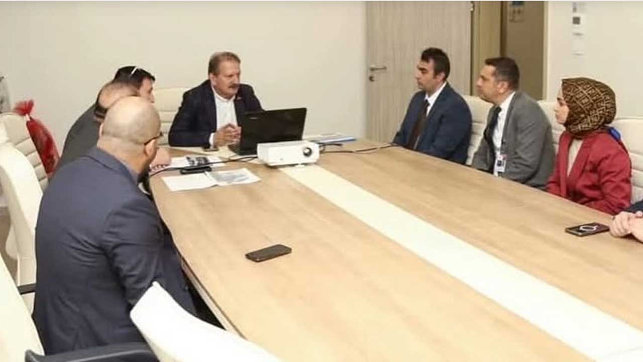 Antalya İl Sağlık Müdürü Prof. Dr. Behzat Özkan'dan Elmalı Devlet Hastanesine ziyaret