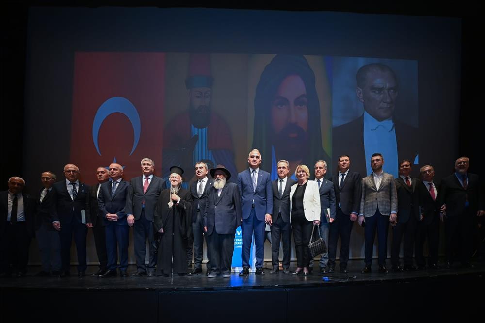 Alevi-Bektaşi bilim ödülleri sahiplerini buldu