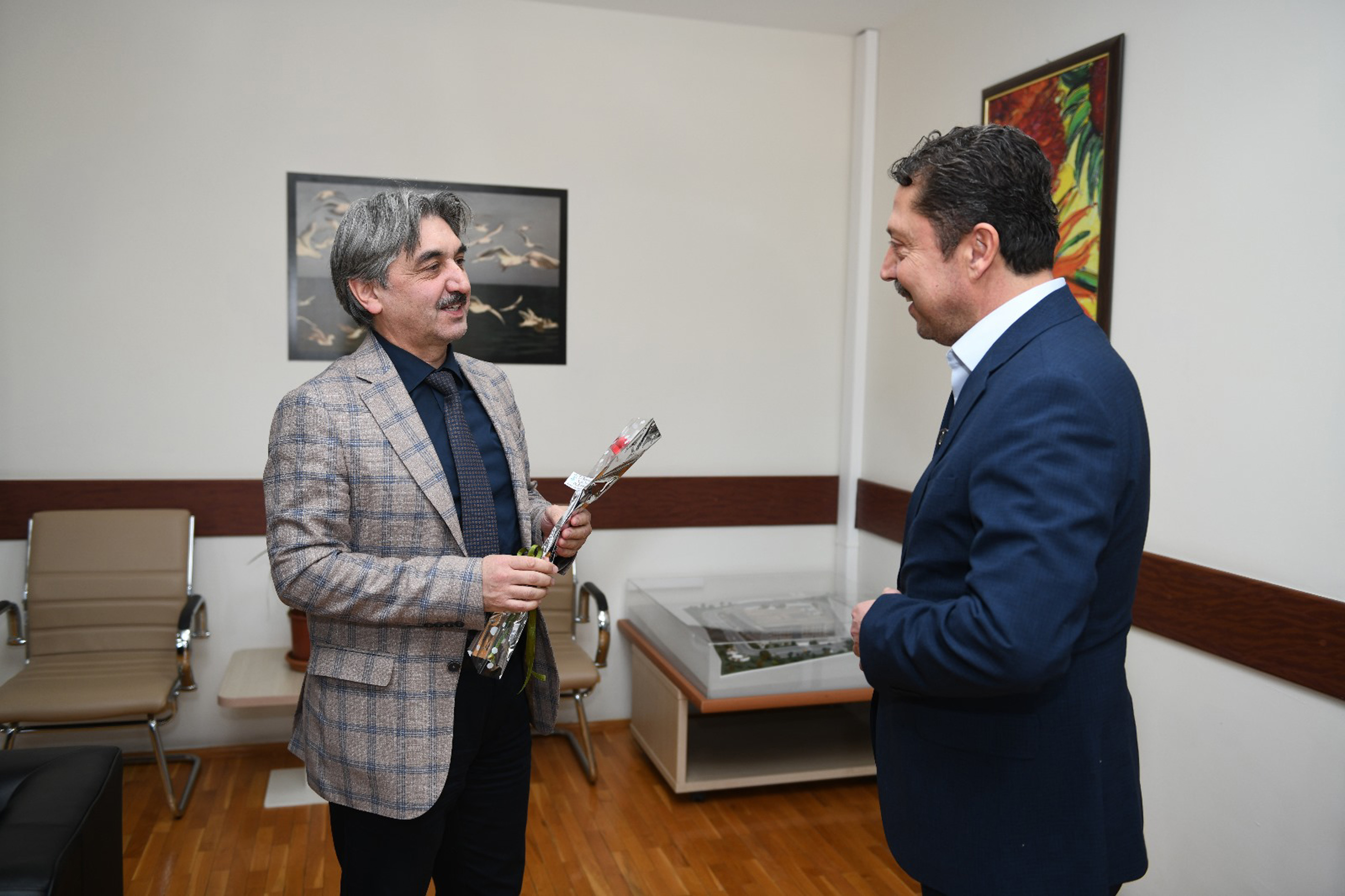 Belediye Başkanı Kasap, sağlık çalışanlarının 14 Mart Tıp Bayramı'nı kutladı