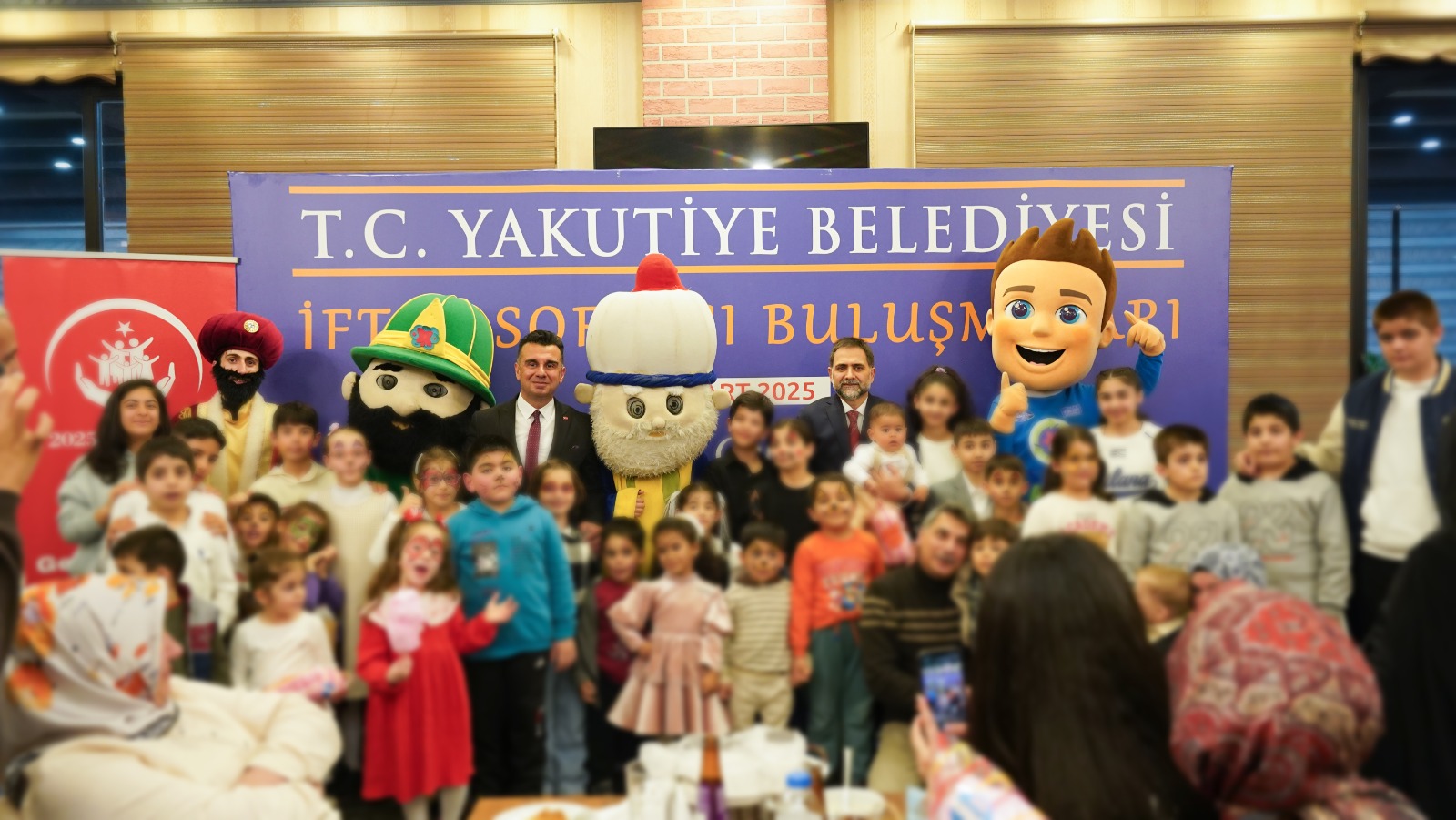 Erzurum’da koruyucu ailelere özel anlamlı iftar