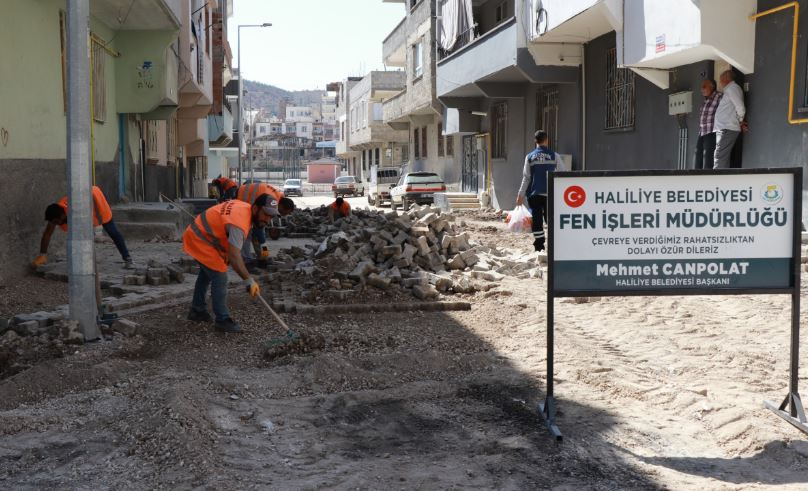 Haliliye’de güvenli ulaşım ağı için yollar onarılıyor