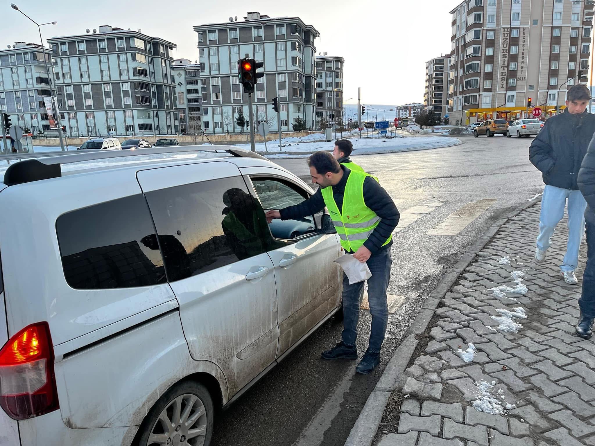 Bayburt AK Gençlik'ten “İftara 5 Kala” etkinliği