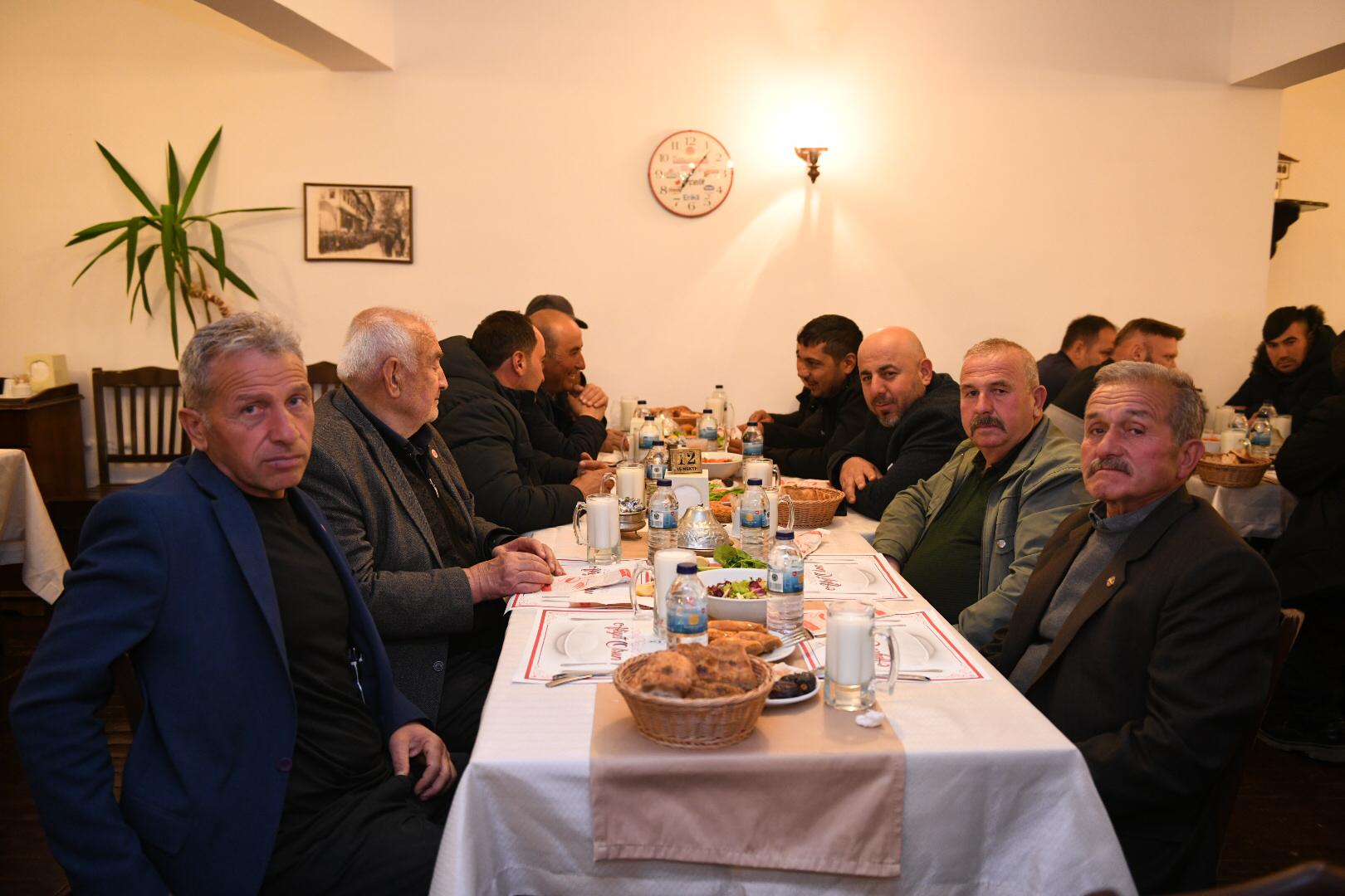 Beypazarı Belediye Başkanı Kasap'tan muhtarlara iftar yemeği