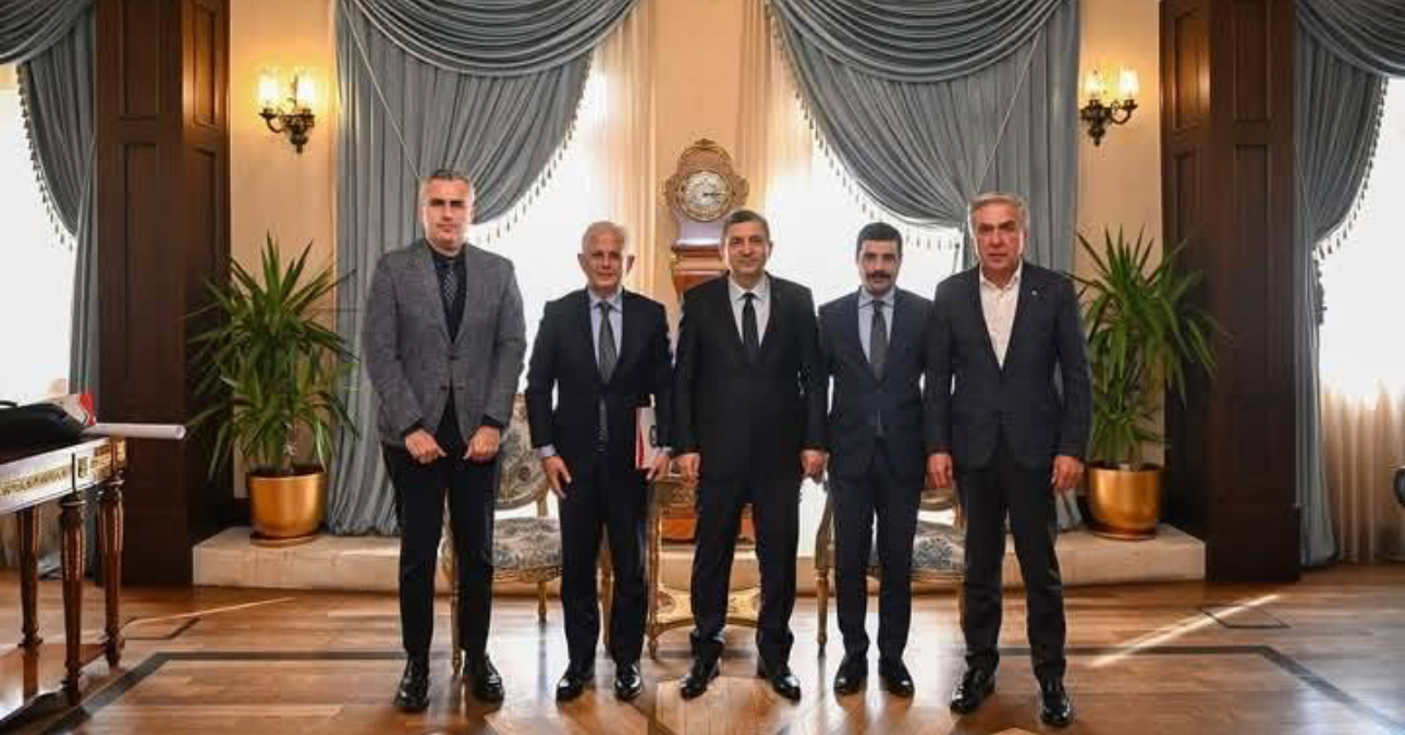Demre heyeti Vali Şahin’e turizm taleplerini iletti