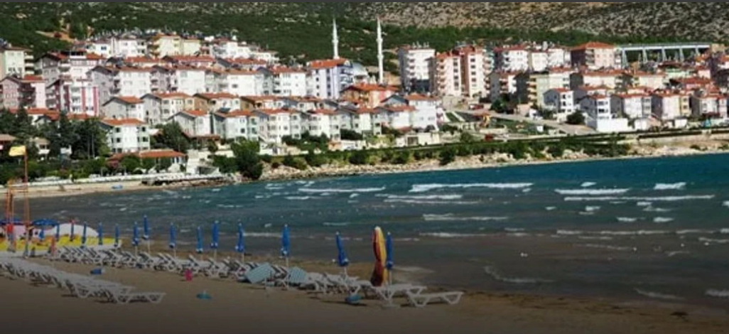 Eğirdir Belediyesi, Altınkum Plajı ve işyerini kiraya veriyor