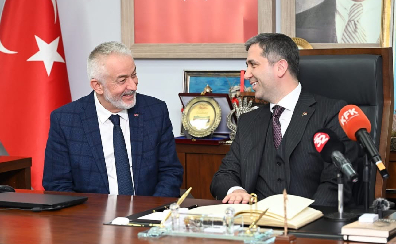 AK Parti Genel Başkan Yardımcısı Zafer Sırakaya, Isparta'da teşkilatla buluştu