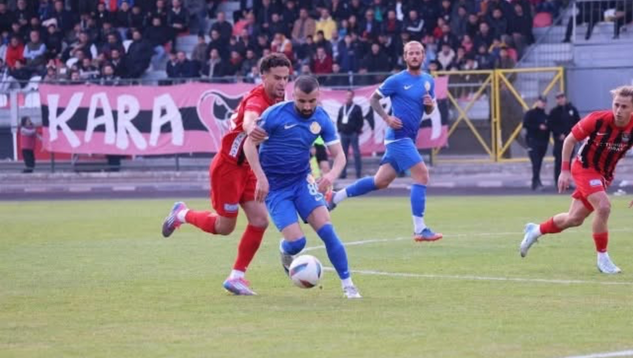 Serik'te dev maç! Lider Serikspor, Vanspor'u konuk edecek