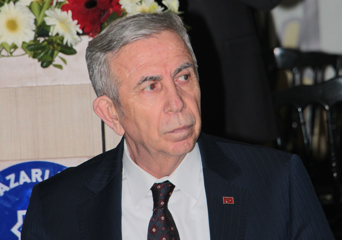 Mansur Yavaş, Beypazarı'nda iftar yemeğine katıldı, Cumhurbaşkanlığı seçimi hakkında konuştu