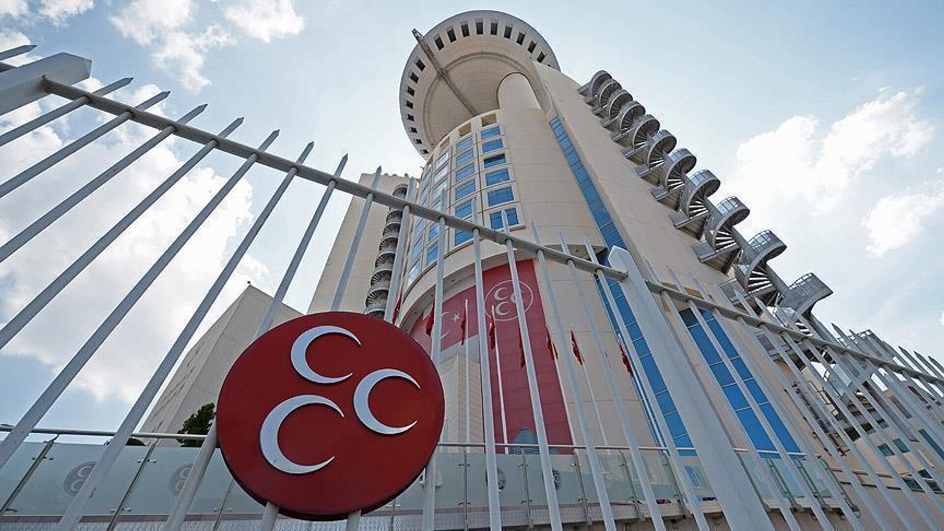 MHP, “Terörsüz Türkiye” raporunu Meclis’e sundu