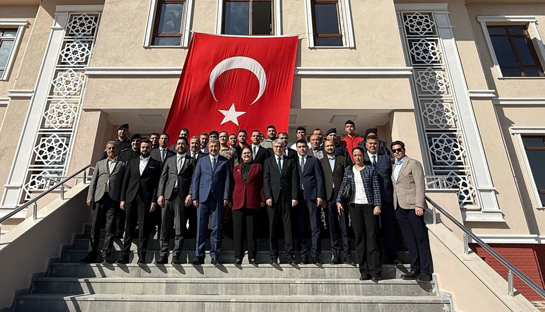Osmaniye Milletvekili Derya Yanık, Toprakkale Jandarma Hizmet Binası'nı inceledi