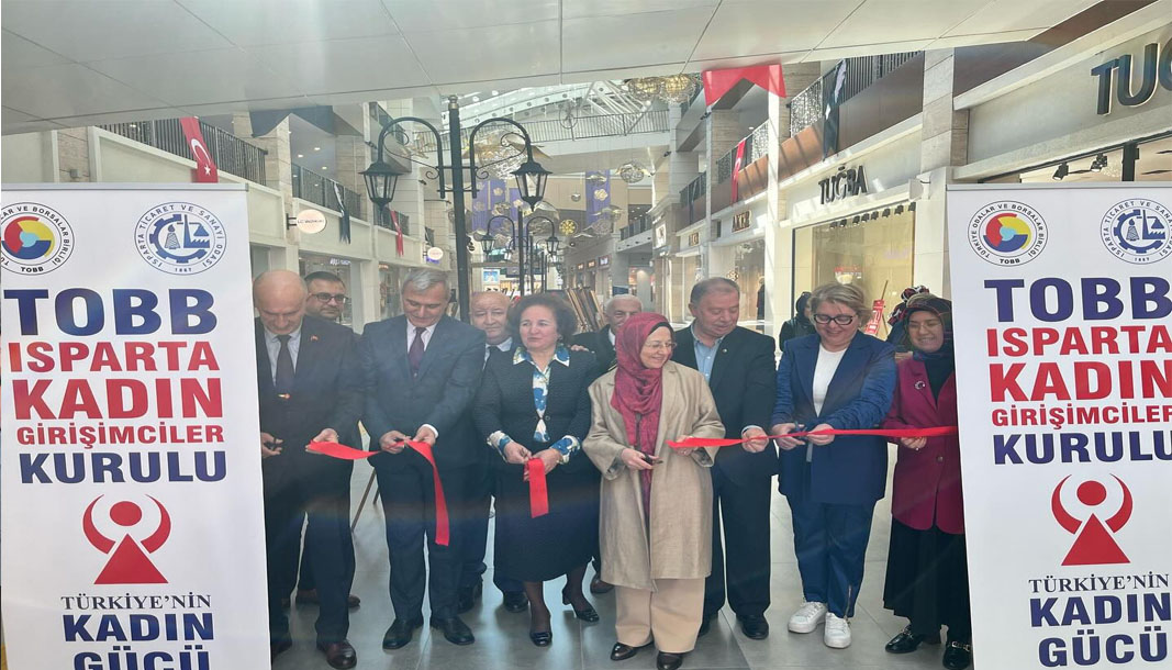 TOBB Isparta Kadın Girişimciler Kurulu, 8 Mart Dünya Kadınlar Günü'ne özel sergi düzenledi