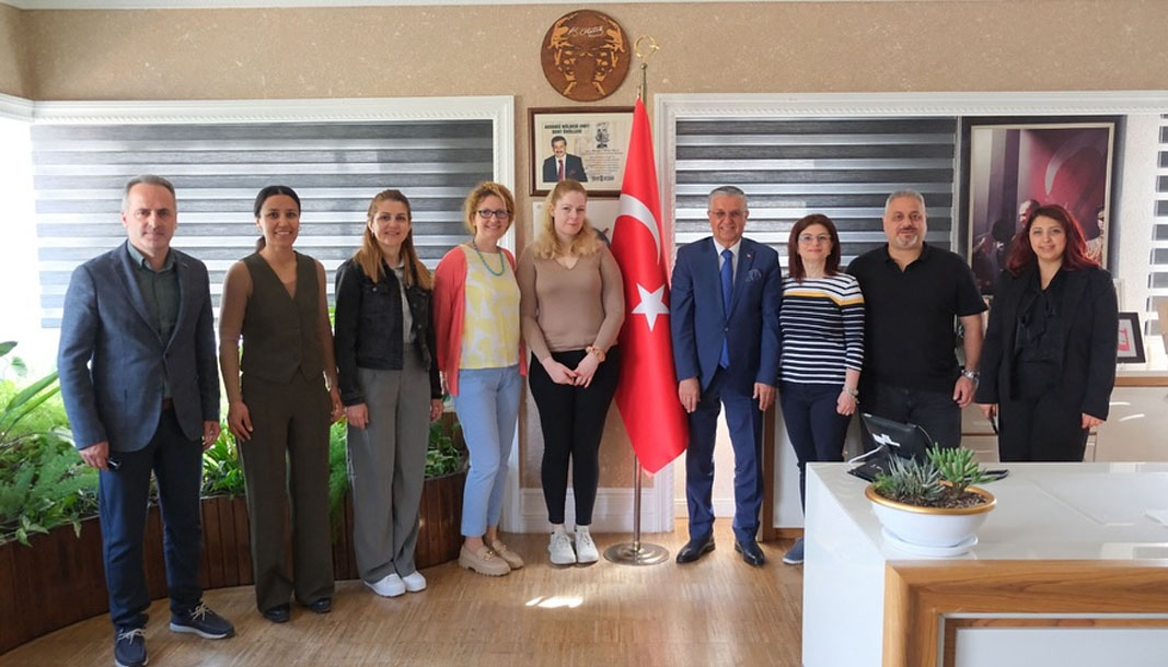 Erasmus öğretmenlerinden Başkan Topaloğlu’na ziyaret