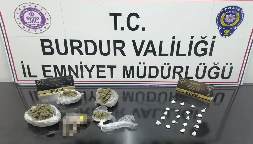 Burdur’da bağımlılık yapan madde ticaretine suçüstü