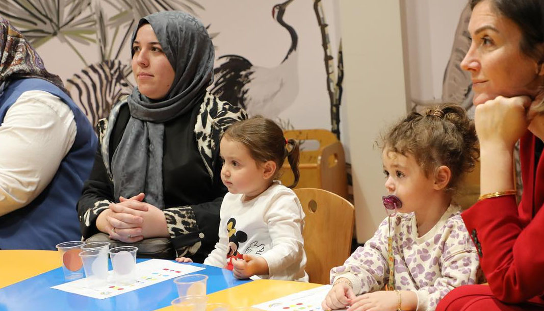 Hoşkubbe'de açılan bebek kütüphanesi ilgi gördü