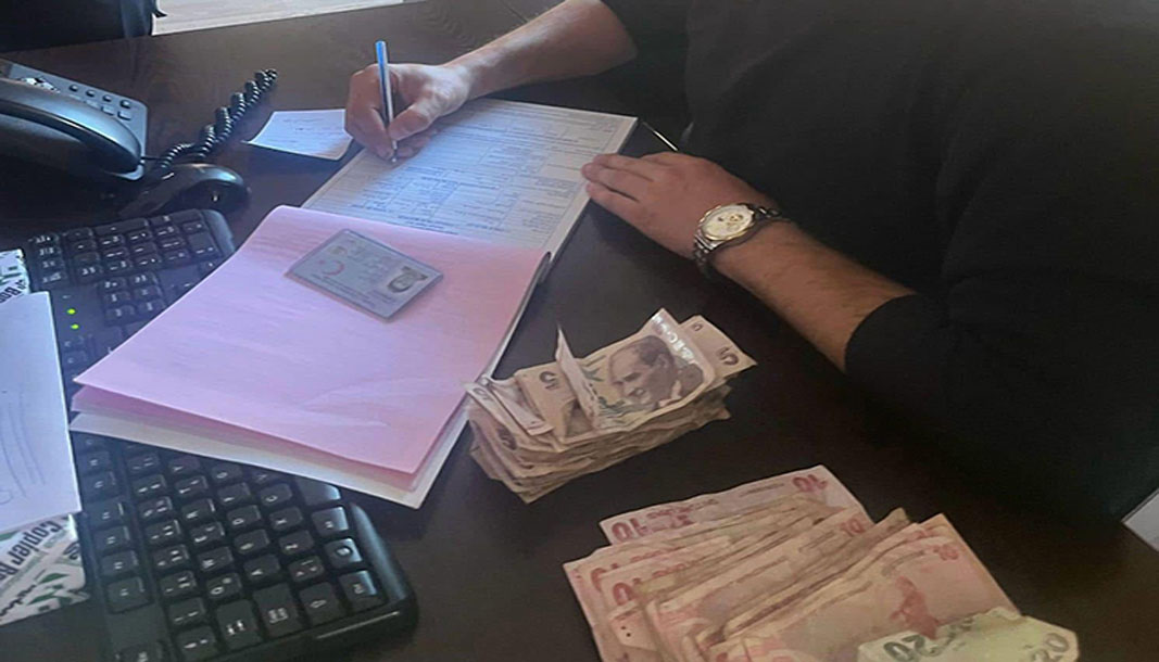 Serik zabıtasından dilencilere sıkı takip! 19 bin TL'ye el konuldu