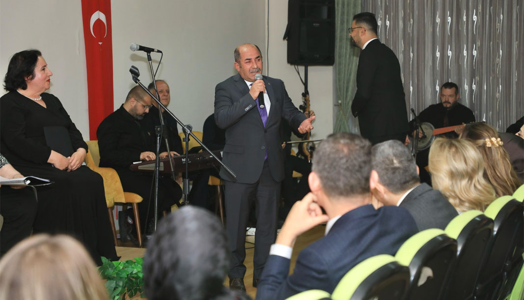 Antalya Valisi Şahin, huzurevi sakinleriyle iftarda buluştu