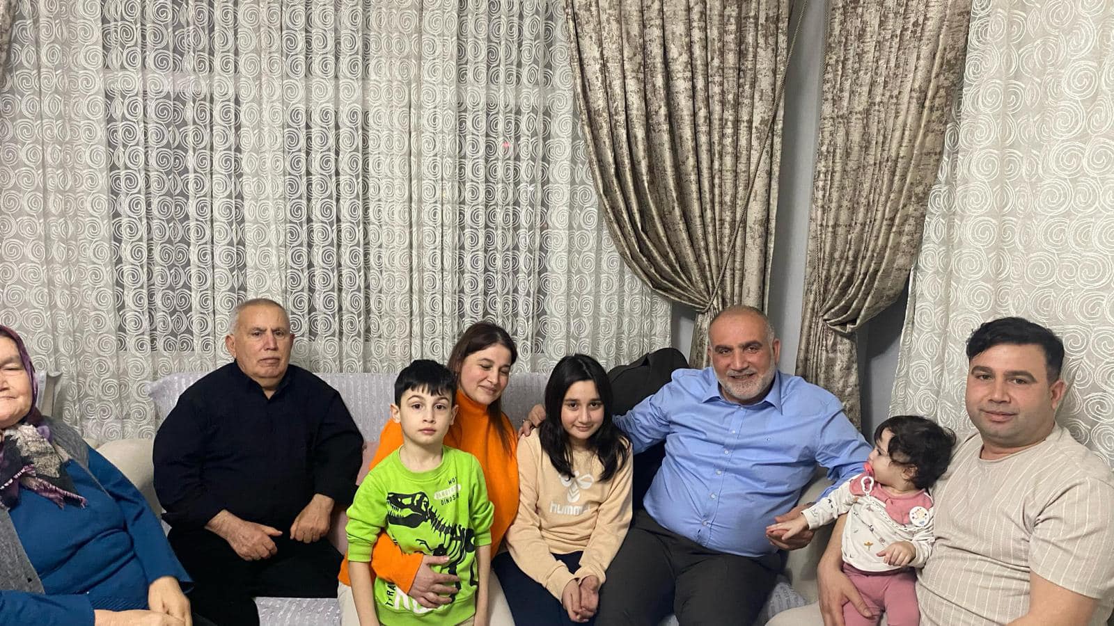 Başkan İbrahim Sandıkçı çat kapı iftarla vatandaşla buluşuyor
