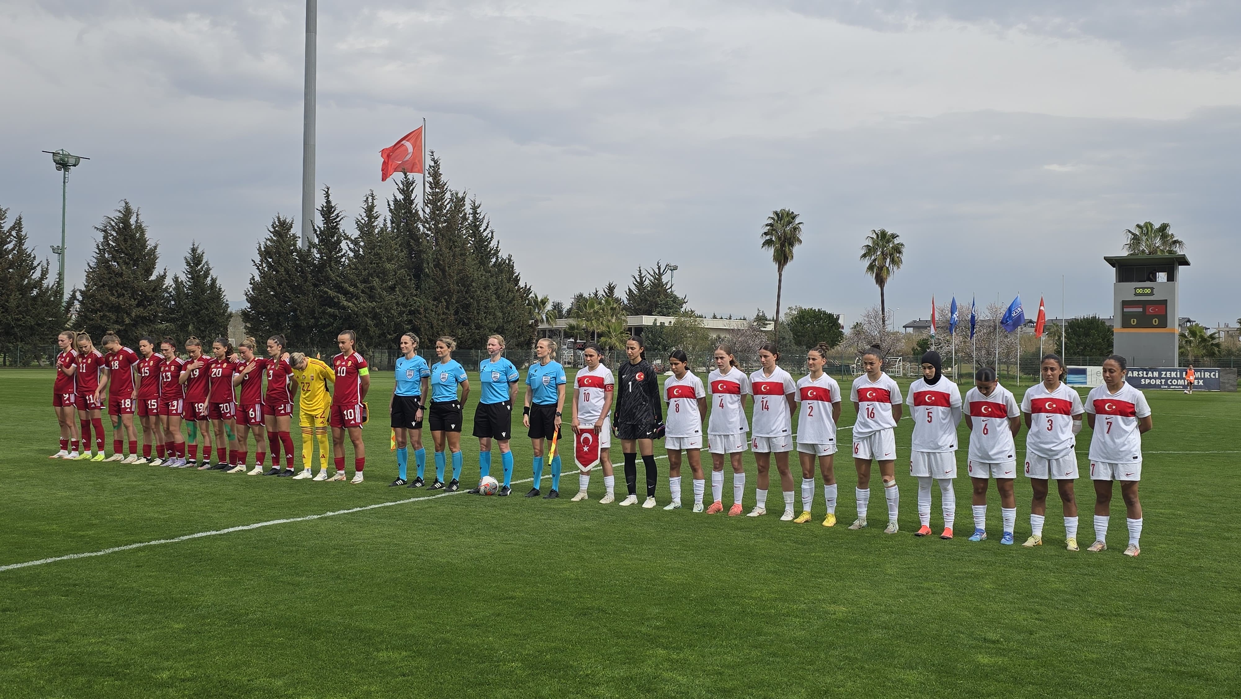 U17 Kız Millî Takımımız, Macaristan'a 5-2 yenildi